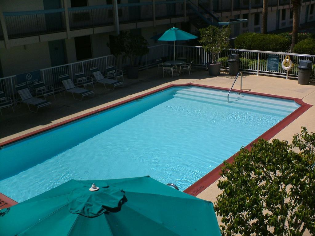 Quality Inn Harlingen Zewnętrze zdjęcie